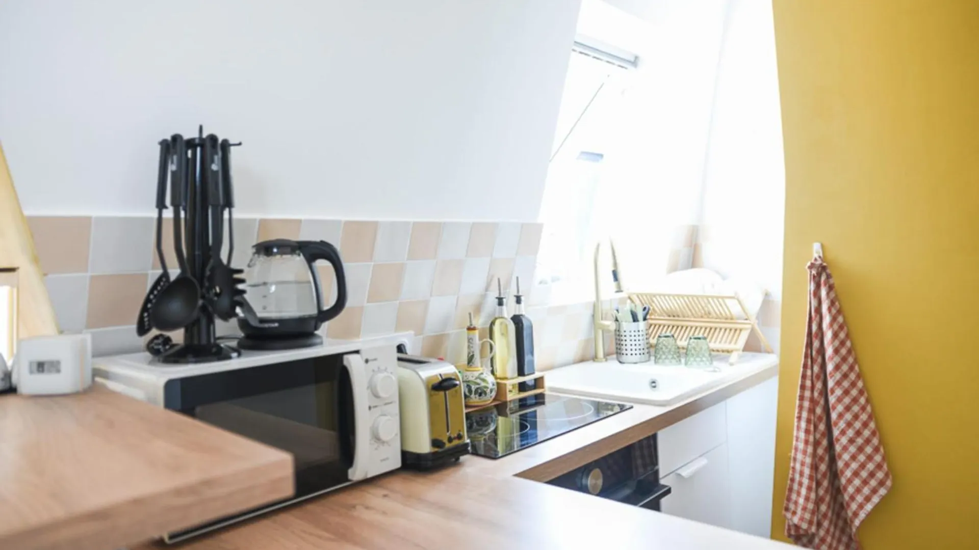 Apartment For 4 - Near Square Des Batignolles Paris 0*,  Frankrig